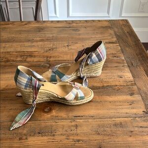 Tommy Hilfiger Cream and Tan Espadrilles with Elegant Woven Straps